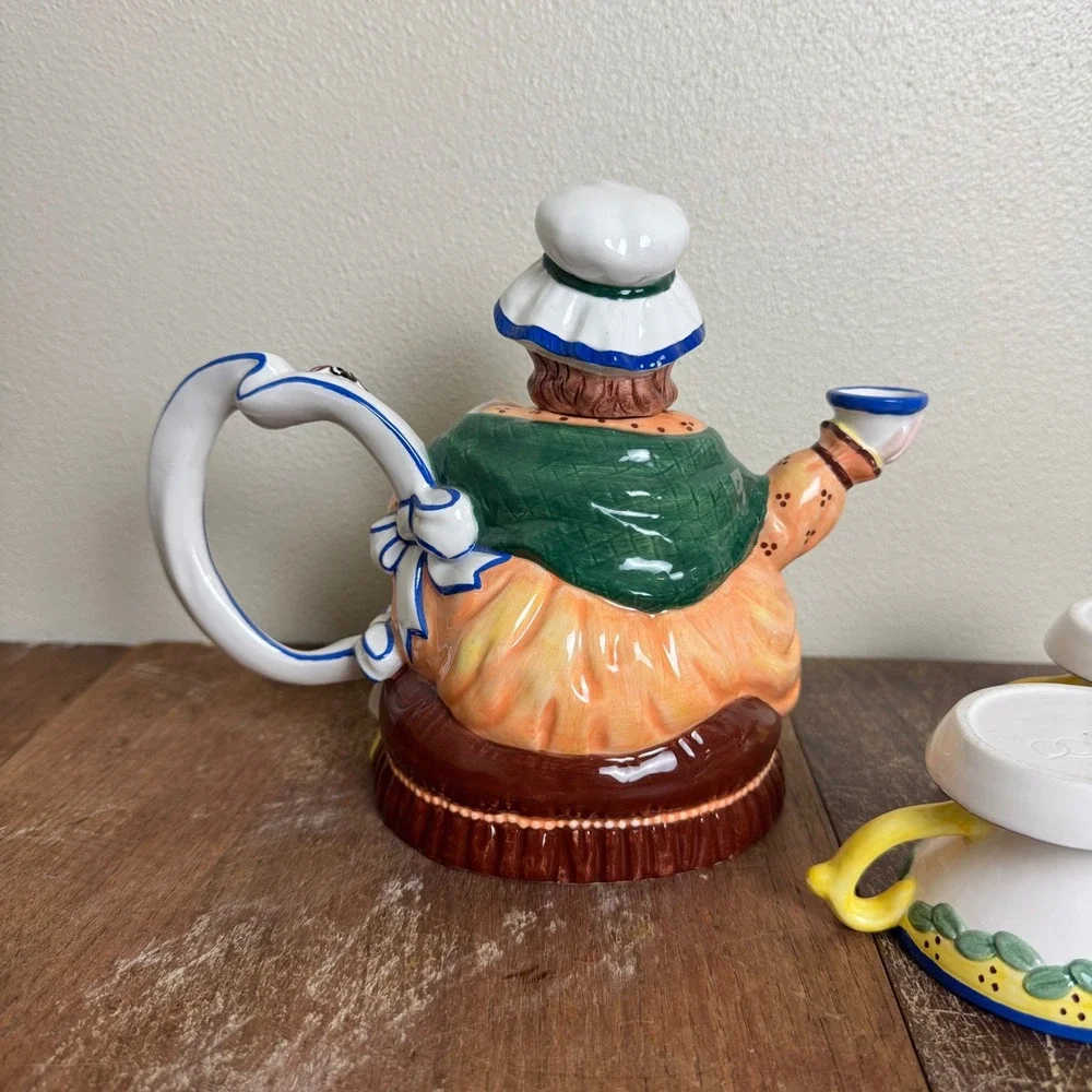 DEPT 56 Storybook Little Miss Muffet‎ Teapot 4 Cups Hand Painted Nursery Rhyme